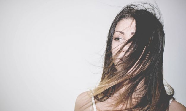 10 účinných rad jak si udržet dlouhé vlasy krásné a zdravé